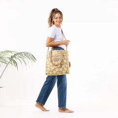 Keep It Light Daily Tote | Puakenikeni Buds