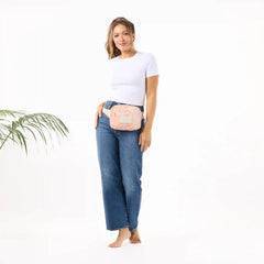 Keep It Light Hip Pack | Lei Stand